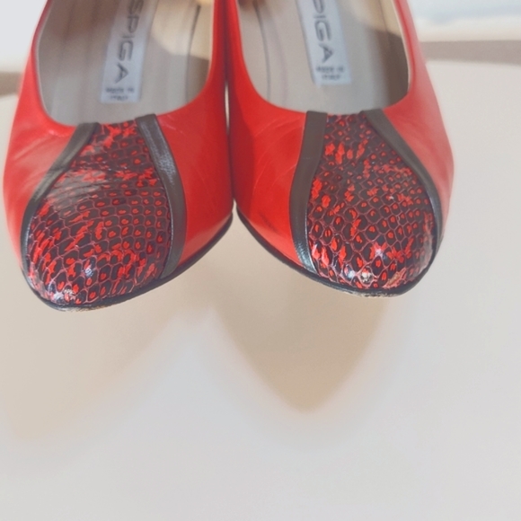 Via Spiga Vintage Red Leather Heels - Picture 8 of 12